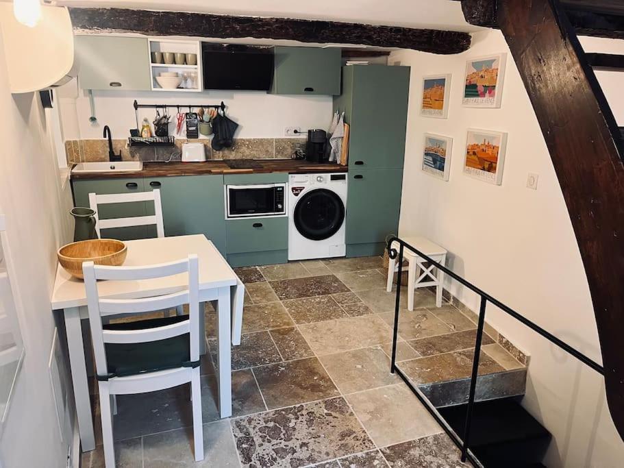 Triplex De Saint-Paul Free Public Parking Appartement Buitenkant foto